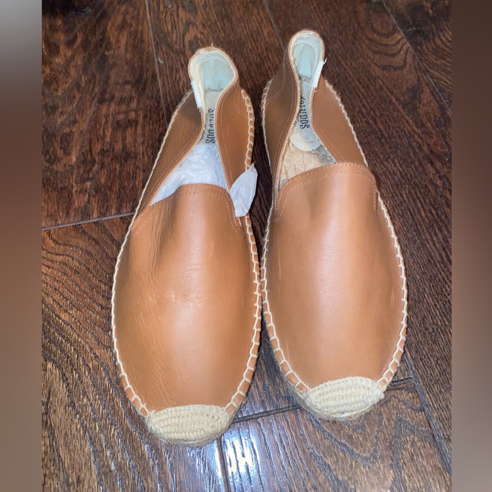 Brown Italian flat